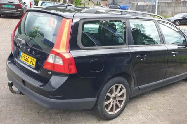 Volvo V70 (2009) thumbnail 3