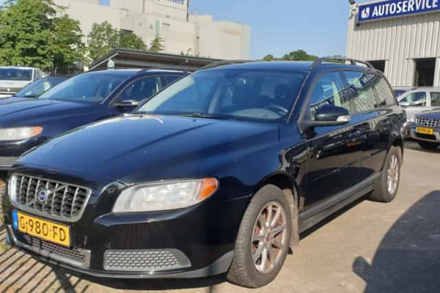 Volvo V70 (2009) thumbnail 4