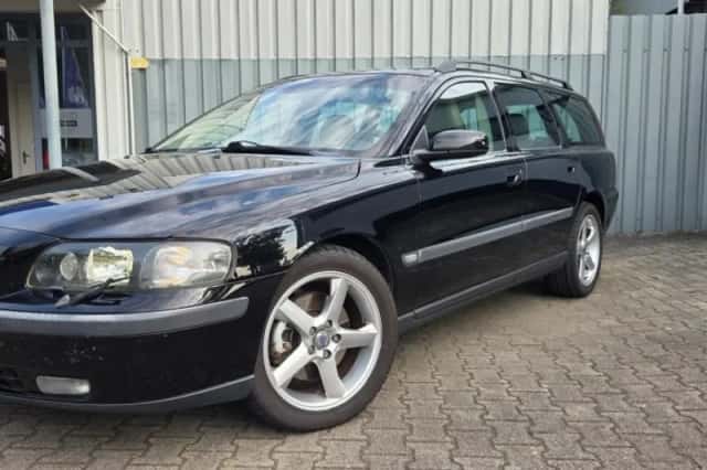 Volvo V70 (2003) thumbnail 2