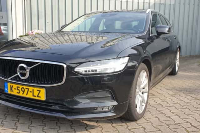 Volvo V90 (2018) thumbnail 1