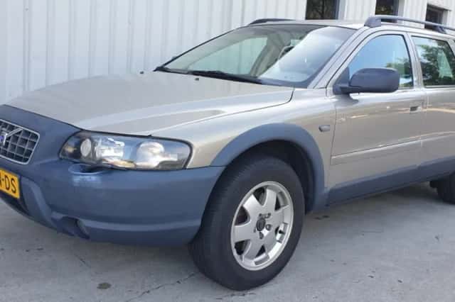 Volvo XC70 (2003) thumbnail 1