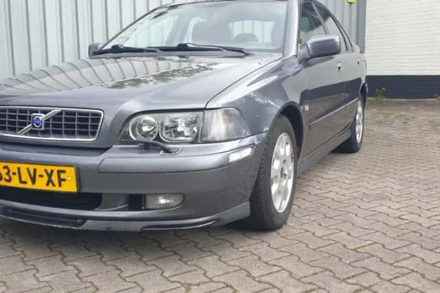 Volvo S40 (2003) thumbnail 2