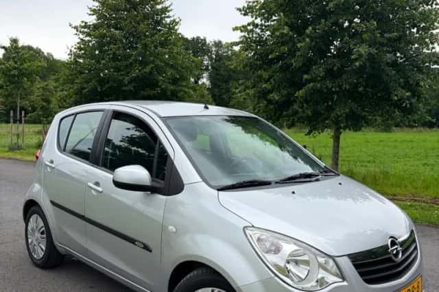 Opel Agila (2008) thumbnail 2