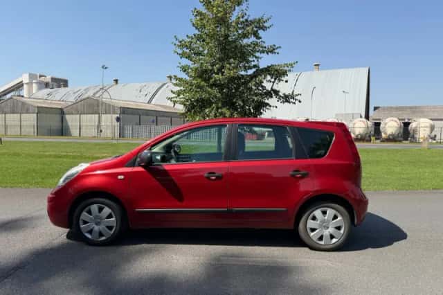 Nissan Note (2009) thumbnail 5