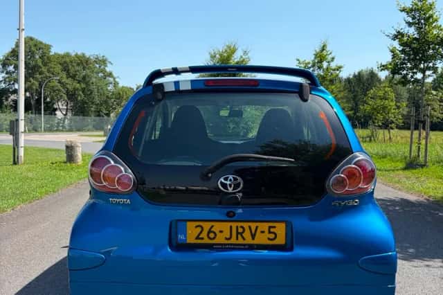 Toyota Aygo (2009) thumbnail 5