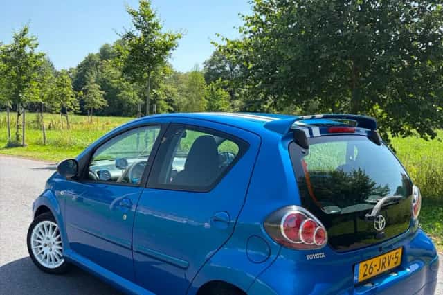 Toyota Aygo (2009) thumbnail 6