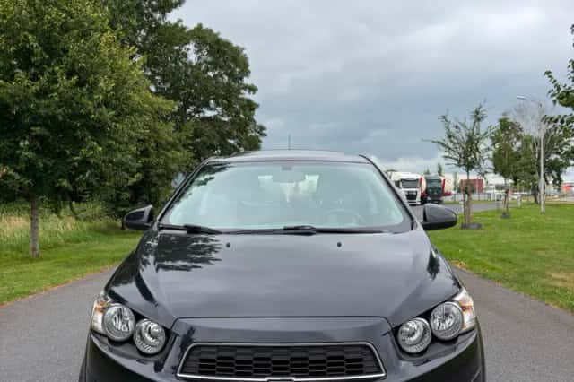 Chevrolet Aveo (2012) thumbnail 2