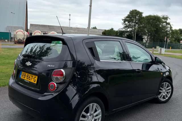 Chevrolet Aveo (2012) thumbnail 4
