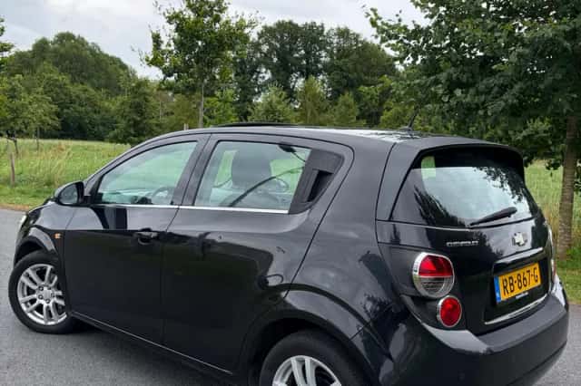 Chevrolet Aveo (2012) thumbnail 6