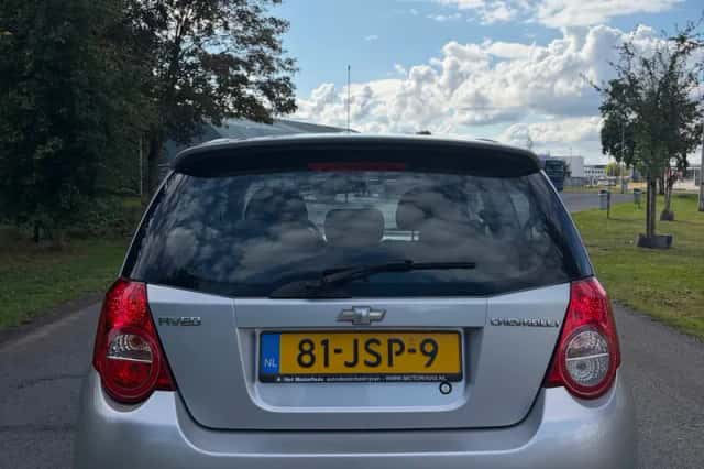 Chevrolet Aveo (2009) thumbnail 5