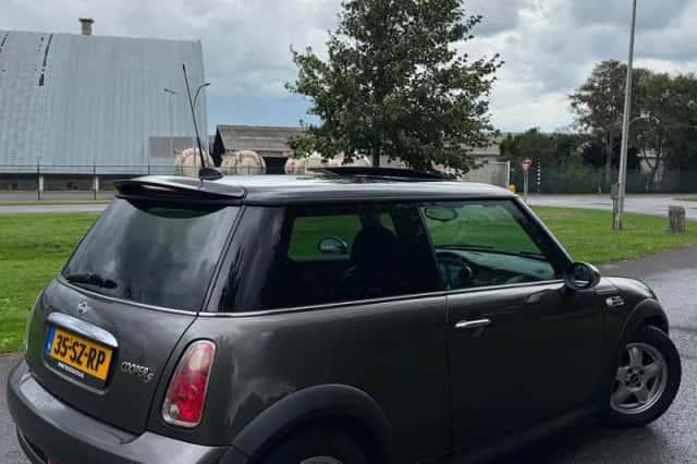 MINI Cooper S (2006) thumbnail 4