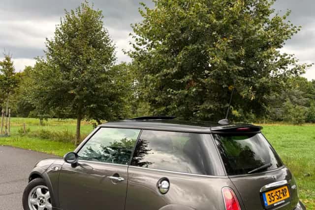 MINI Cooper S (2006) thumbnail 5