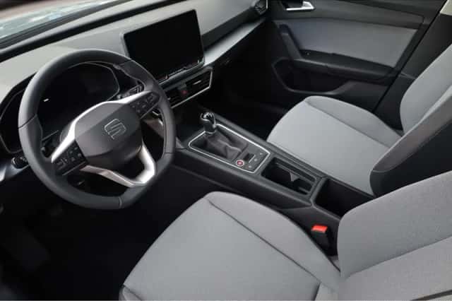 SEAT Leon (2025) thumbnail 4
