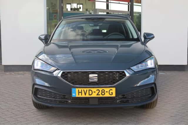 SEAT Leon (2025) thumbnail 5