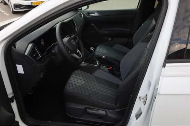 Volkswagen Polo (2025) thumbnail 4