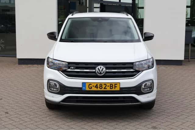 Volkswagen T-Cross (2019) thumbnail 3