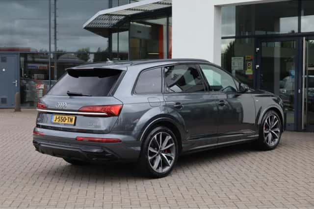 Audi Q7 (2020) thumbnail 4