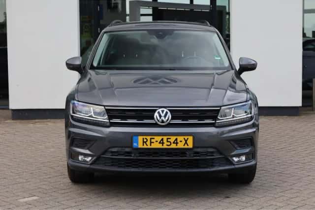 Volkswagen Tiguan (2017) thumbnail 5