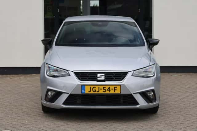 SEAT Ibiza (2022) thumbnail 5