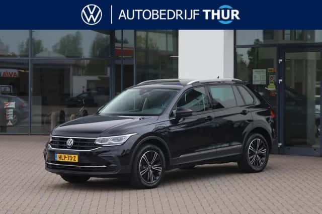 Volkswagen Tiguan (2022) thumbnail 1