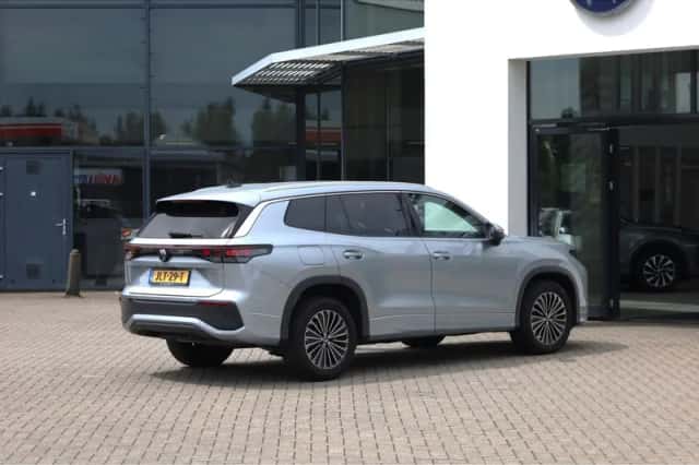 Volkswagen Tayron (2025) thumbnail 4