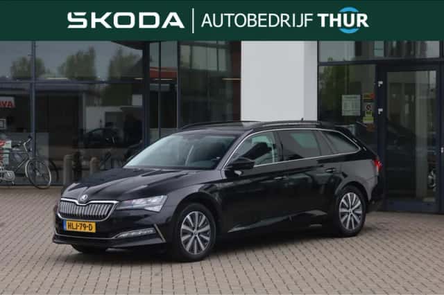 Škoda Superb (2023) thumbnail 1