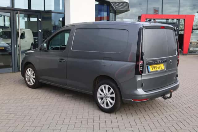 Volkswagen Caddy (2022) thumbnail 3