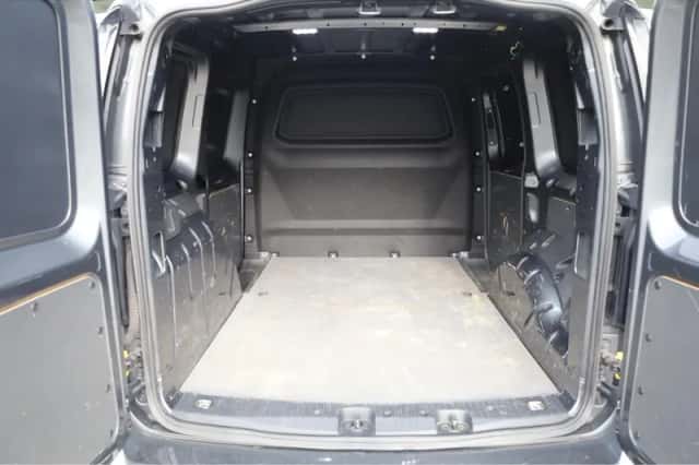 Volkswagen Caddy (2022) thumbnail 6