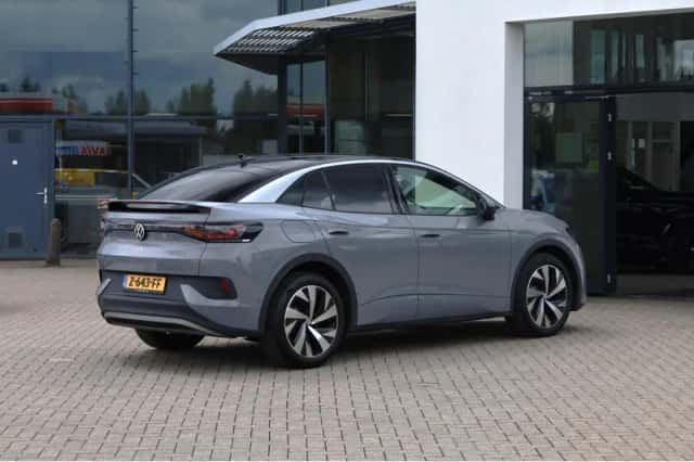 Volkswagen ID.5 (2024) thumbnail 4