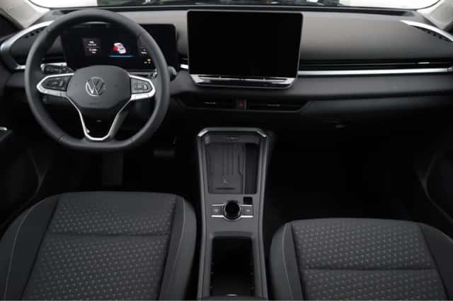 Volkswagen T-Roc (2026) thumbnail 2