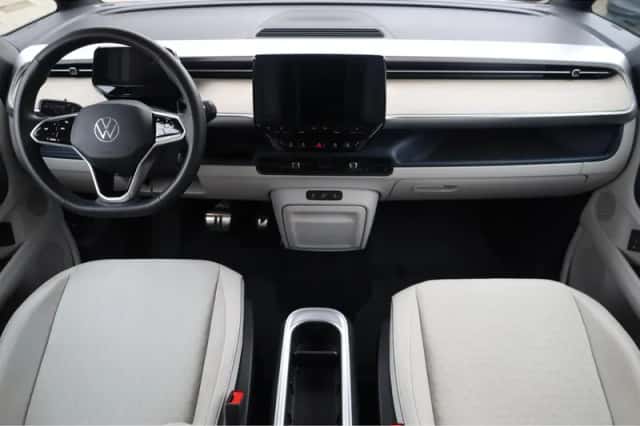 Volkswagen ID. Buzz (2023) thumbnail 3