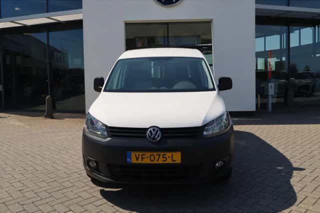 Volkswagen Caddy (2013) thumbnail 5