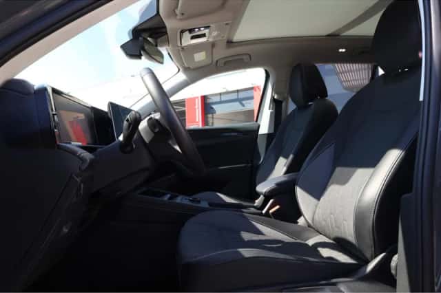 Volkswagen Tiguan (2025) thumbnail 4