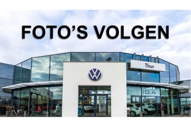 Volkswagen Golf Sportsvan (2016) thumbnail 1