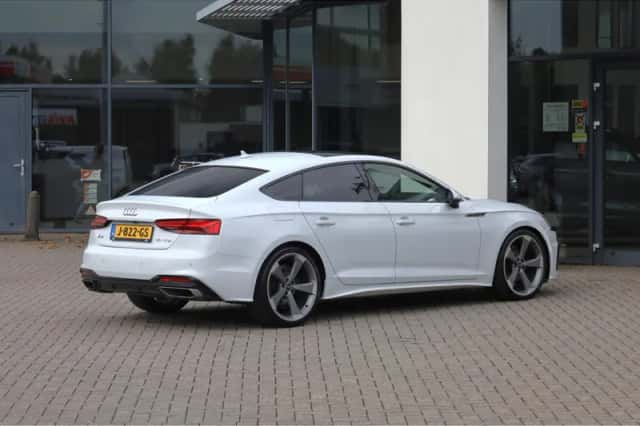 Audi A5 (2020) thumbnail 3