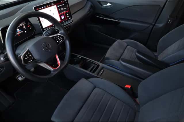 Volkswagen ID.3 (2025) thumbnail 4