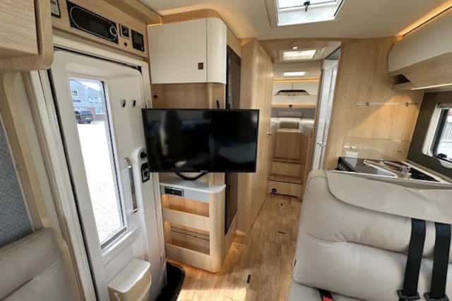 Hymer BMC-I (2020) thumbnail 3