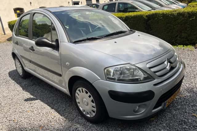 Citroën C3 (2008) thumbnail 3