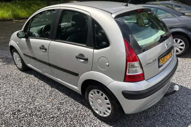 Citroën C3 (2008) thumbnail 6