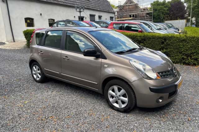 Nissan Note (2007) thumbnail 3