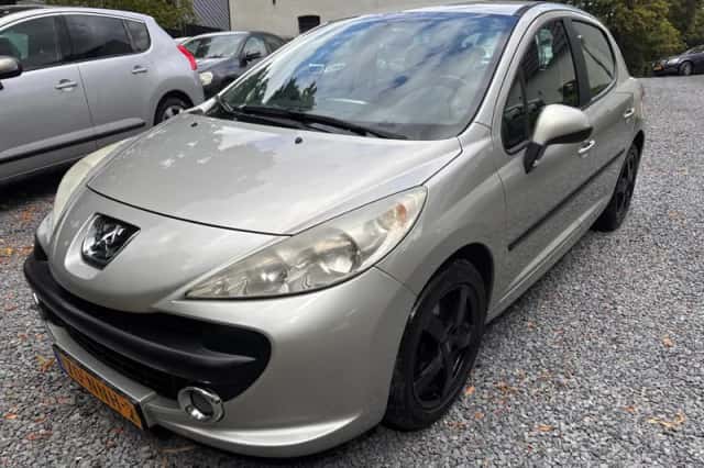 Peugeot 207 (2008) thumbnail 1