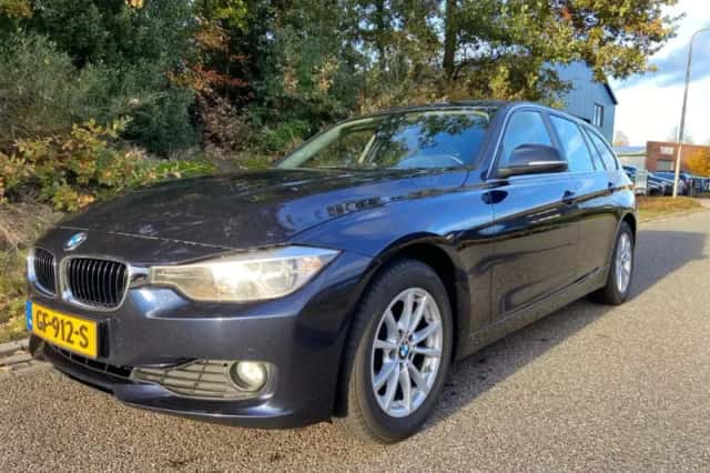 BMW 3-Serie (2015) thumbnail 3