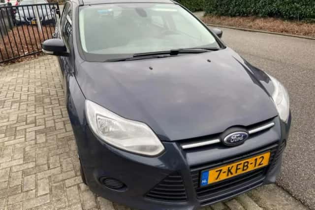 Ford Focus (2013) thumbnail 3
