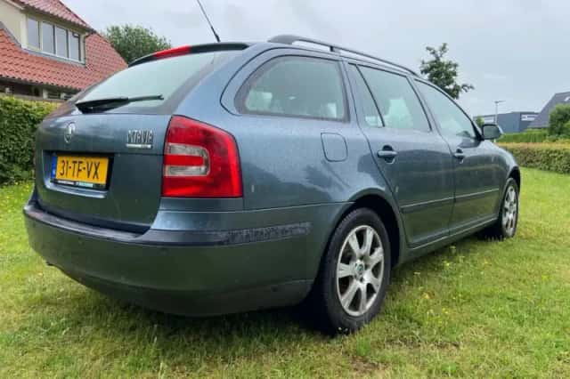 Škoda Octavia (2006) thumbnail 4