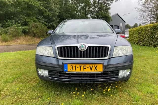 Škoda Octavia (2006) thumbnail 5