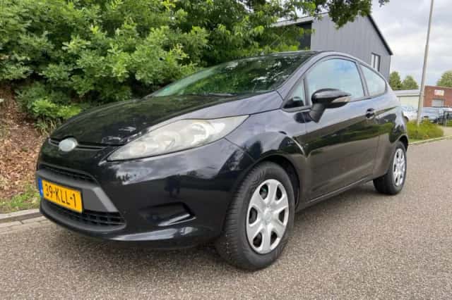 Ford Fiesta (2010) thumbnail 1