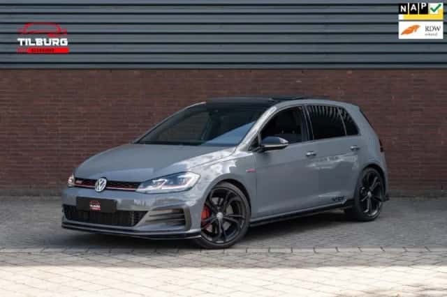 Volkswagen Golf (2019) thumbnail 1
