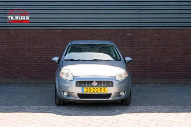 Fiat Grande Punto (2008) thumbnail 4