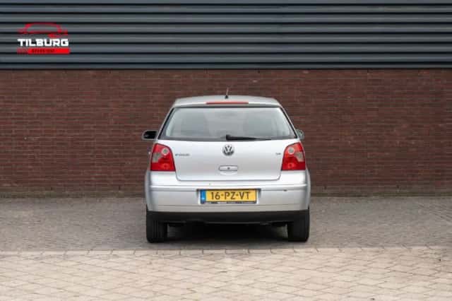 Volkswagen Polo (2005) thumbnail 6