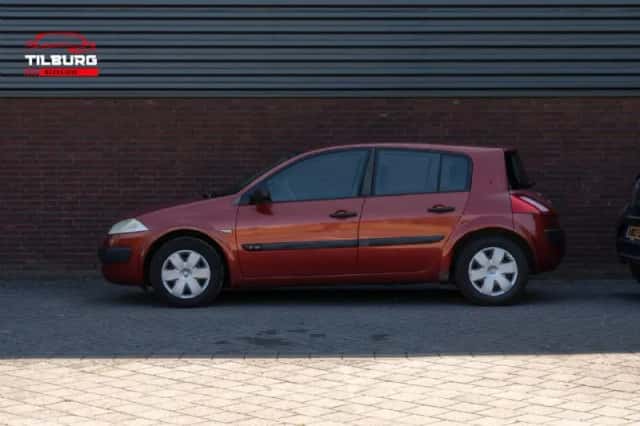 Renault Mégane (2004) thumbnail 3